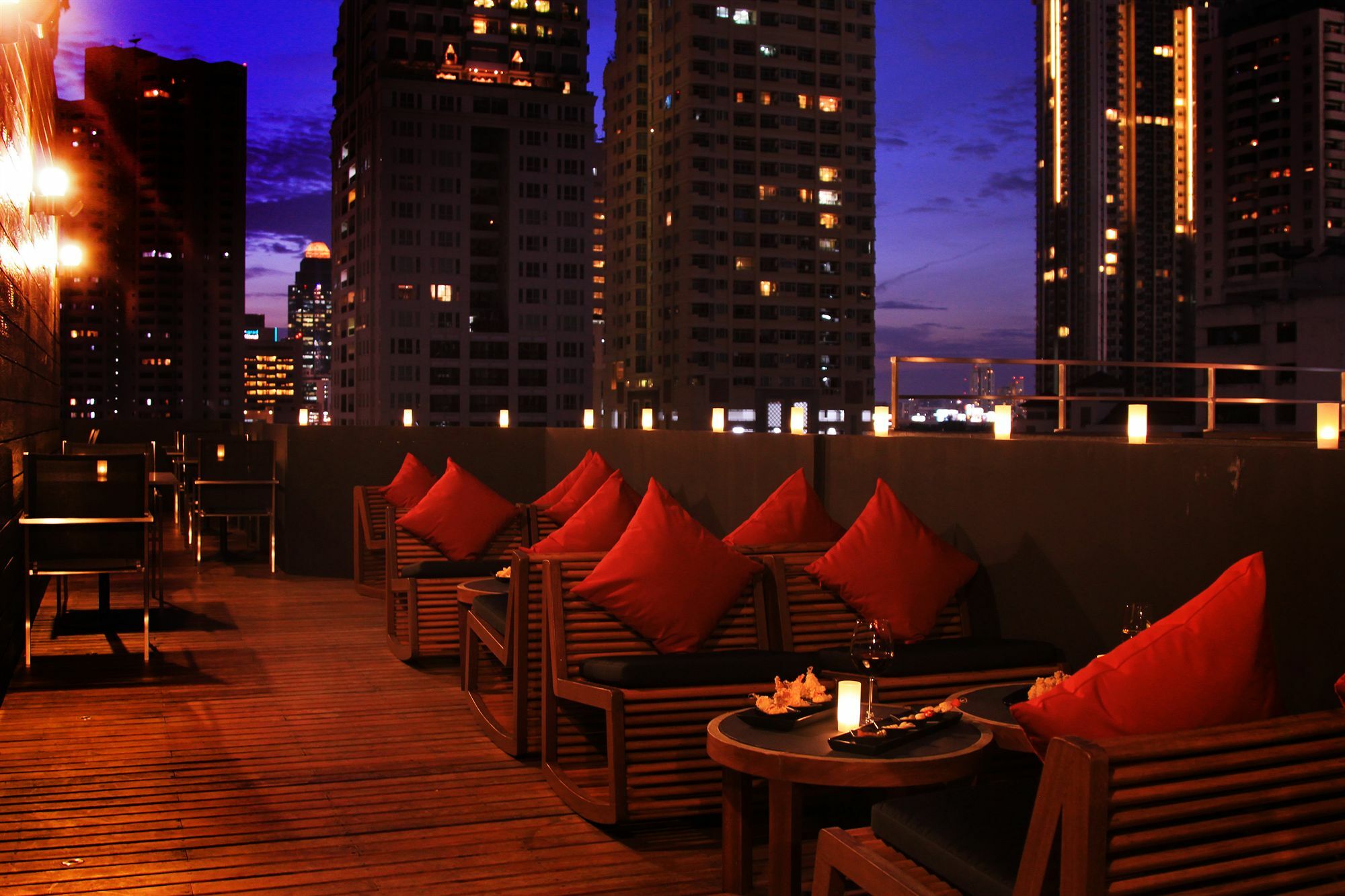 Aspira Hiptique Sukhumvit 13 Hotel 3*